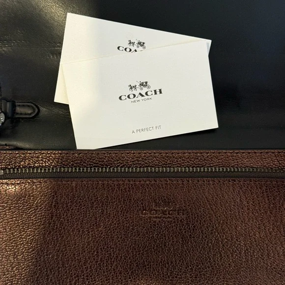 NWOT! Coach Rich Brown Leather Clutch and cross body - Picture 2 of 3